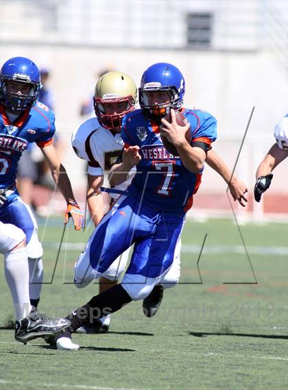 Thumbnail 3 in Westlake vs Oaks Christian (Battle for Veterans) photogallery.