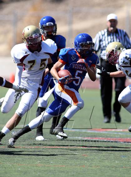Thumbnail 2 in Westlake vs Oaks Christian (Battle for Veterans) photogallery.