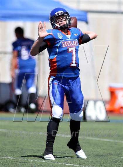Thumbnail 3 in Westlake vs Oaks Christian (Battle for Veterans) photogallery.
