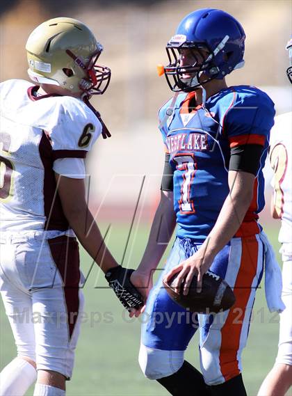 Thumbnail 3 in Westlake vs Oaks Christian (Battle for Veterans) photogallery.