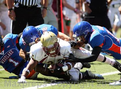 Thumbnail 1 in Westlake vs Oaks Christian (Battle for Veterans) photogallery.