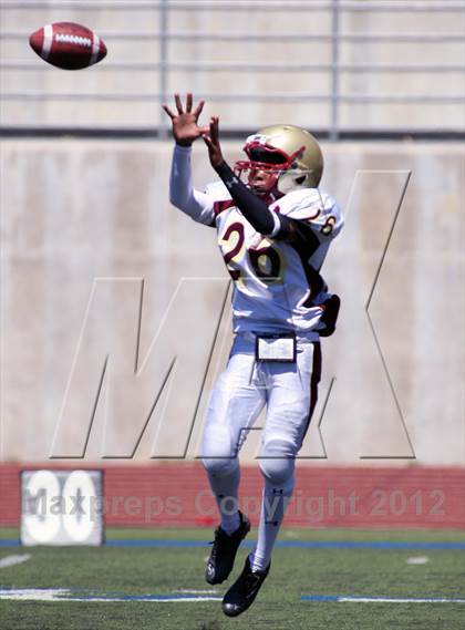 Thumbnail 3 in Westlake vs Oaks Christian (Battle for Veterans) photogallery.
