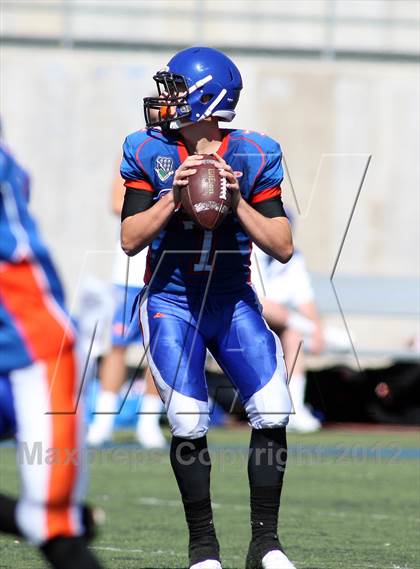 Thumbnail 1 in Westlake vs Oaks Christian (Battle for Veterans) photogallery.