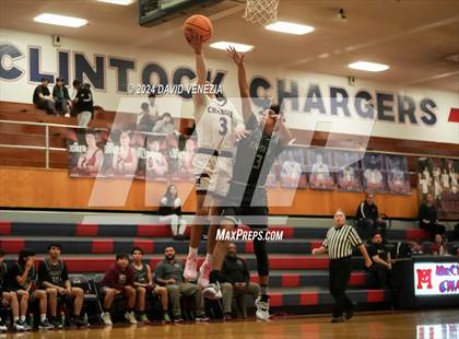 Thumbnail 2 in Metro Tech @ McClintock photogallery.