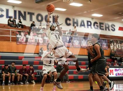 Thumbnail 3 in Metro Tech @ McClintock photogallery.