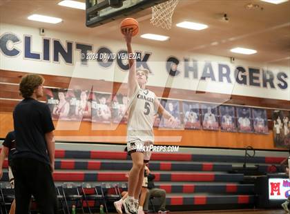 Thumbnail 2 in Metro Tech @ McClintock photogallery.