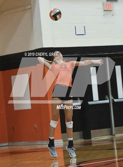 Thumbnail 1 in Sullivan Central @ Elizabethton photogallery.