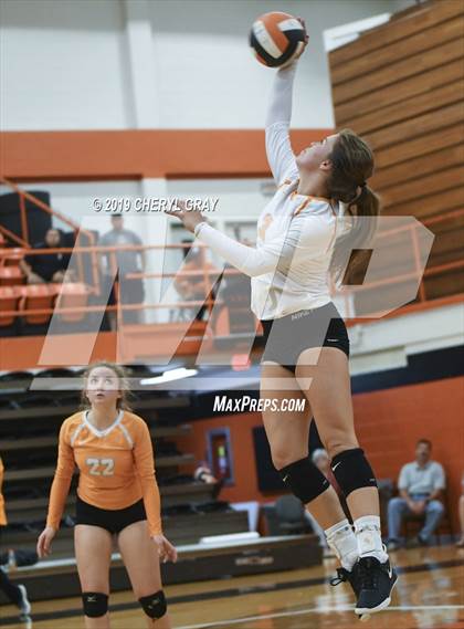 Thumbnail 3 in Sullivan Central @ Elizabethton photogallery.