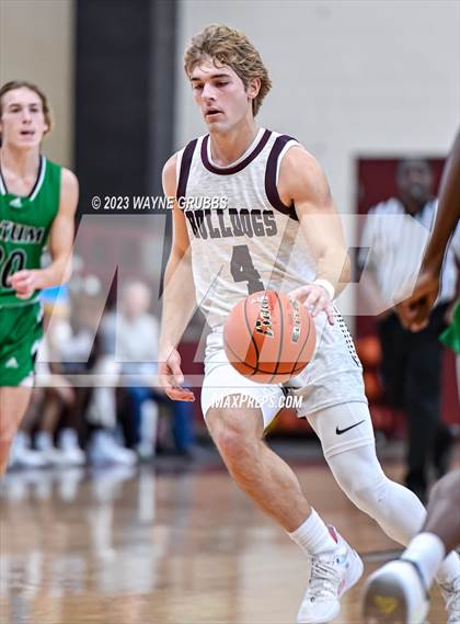 Thumbnail 1 in Tatum vs. Flatonia (Holiday Hoops Classic) photogallery.