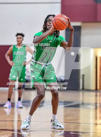 Thumbnail 2 in Tatum vs. Flatonia (Holiday Hoops Classic) photogallery.