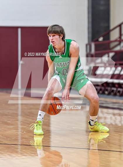 Thumbnail 2 in Tatum vs. Flatonia (Holiday Hoops Classic) photogallery.