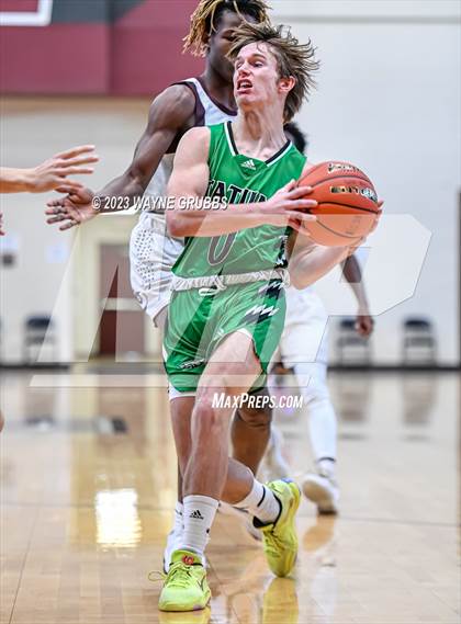 Thumbnail 1 in Tatum vs. Flatonia (Holiday Hoops Classic) photogallery.