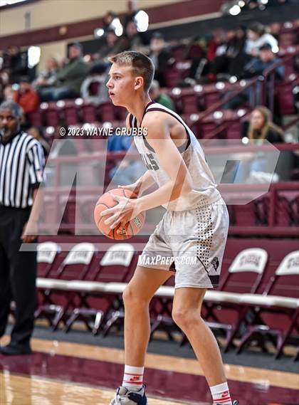 Thumbnail 1 in Tatum vs. Flatonia (Holiday Hoops Classic) photogallery.