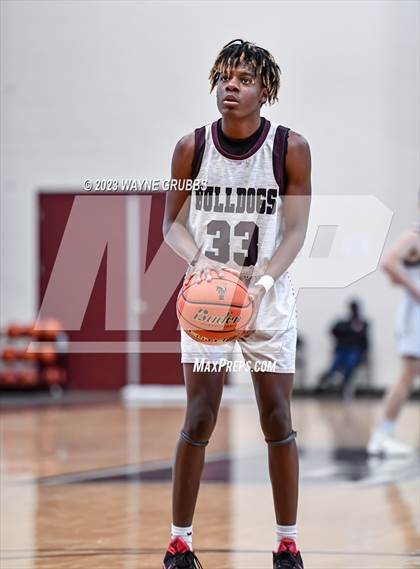 Thumbnail 1 in Tatum vs. Flatonia (Holiday Hoops Classic) photogallery.