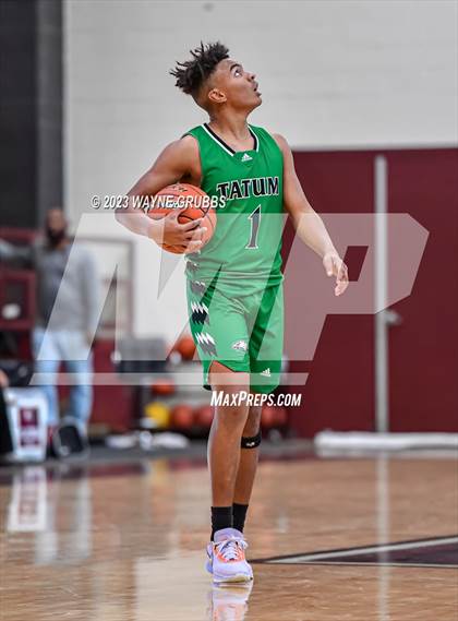 Thumbnail 1 in Tatum vs. Flatonia (Holiday Hoops Classic) photogallery.