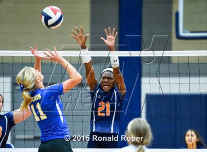Thumbnail 3 in Sulphur Springs @ Sachse photogallery.