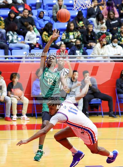 Thumbnail 3 in DeSoto @ Duncanville photogallery.