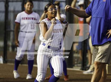Thumbnail 3 in Sundown vs. Muenster (UIL Softball 2A Region 2 Semifinal Game 1) photogallery.