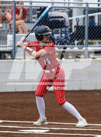 Thumbnail 1 in Sundown vs. Muenster (UIL Softball 2A Region 2 Semifinal Game 1) photogallery.