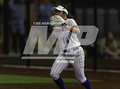 Thumbnail 1 in Sundown vs. Muenster (UIL Softball 2A Region 2 Semifinal Game 1) photogallery.