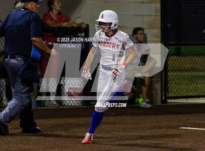 Thumbnail 1 in Sundown vs. Muenster (UIL Softball 2A Region 2 Semifinal Game 1) photogallery.