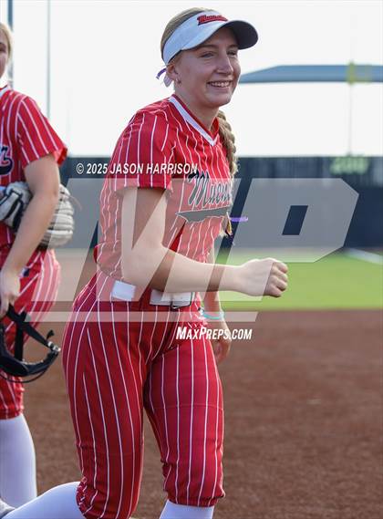 Thumbnail 1 in Sundown vs. Muenster (UIL Softball 2A Region 2 Semifinal Game 1) photogallery.