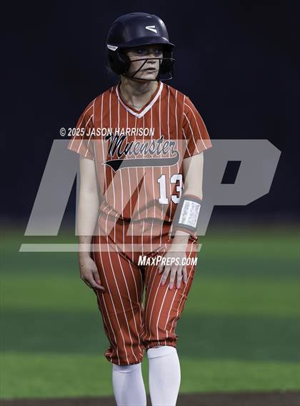 Thumbnail 1 in Sundown vs. Muenster (UIL Softball 2A Region 2 Semifinal Game 1) photogallery.