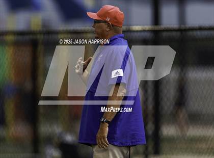 Thumbnail 3 in Sundown vs. Muenster (UIL Softball 2A Region 2 Semifinal Game 1) photogallery.