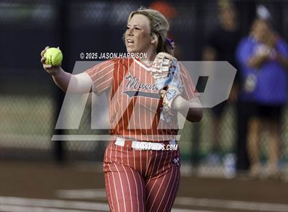Thumbnail 2 in Sundown vs. Muenster (UIL Softball 2A Region 2 Semifinal Game 1) photogallery.