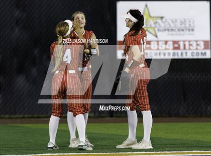 Thumbnail 1 in Sundown vs. Muenster (UIL Softball 2A Region 2 Semifinal Game 1) photogallery.