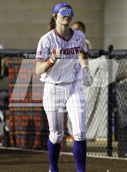 Thumbnail 2 in Sundown vs. Muenster (UIL Softball 2A Region 2 Semifinal Game 1) photogallery.