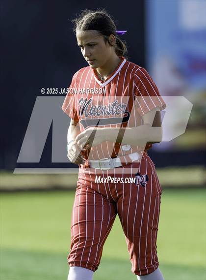 Thumbnail 3 in Sundown vs. Muenster (UIL Softball 2A Region 2 Semifinal Game 1) photogallery.