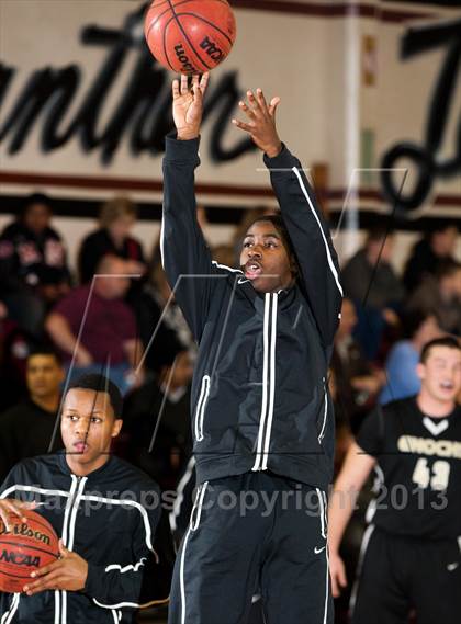 Thumbnail 1 in Enochs @ Modesto photogallery.