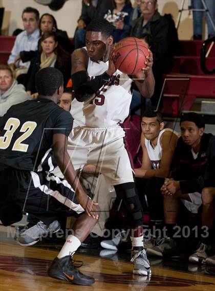 Thumbnail 2 in Enochs @ Modesto photogallery.