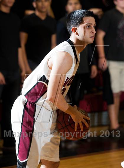 Thumbnail 2 in Enochs @ Modesto photogallery.