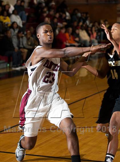 Thumbnail 3 in Enochs @ Modesto photogallery.