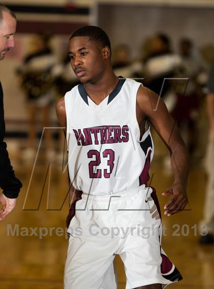 Thumbnail 1 in Enochs @ Modesto photogallery.