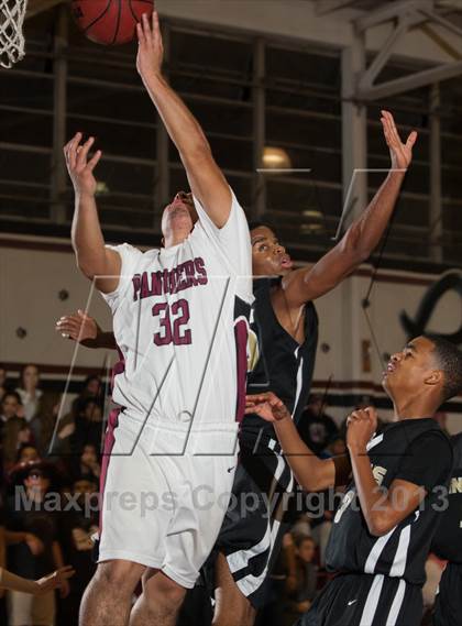 Thumbnail 2 in Enochs @ Modesto photogallery.