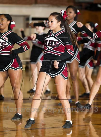 Thumbnail 3 in Enochs @ Modesto photogallery.