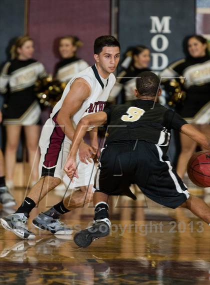 Thumbnail 2 in Enochs @ Modesto photogallery.