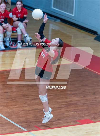 Thumbnail 3 in Pine Grove vs. West Union photogallery.