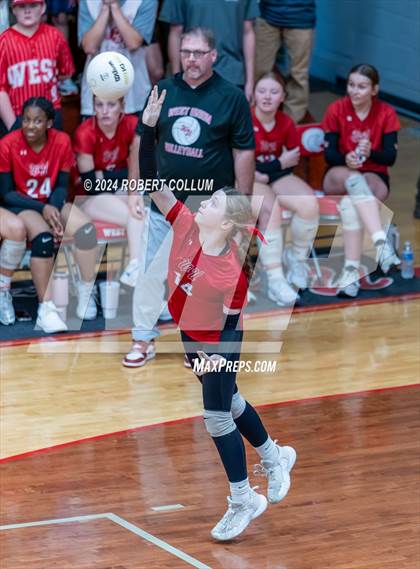 Thumbnail 1 in Pine Grove vs. West Union photogallery.
