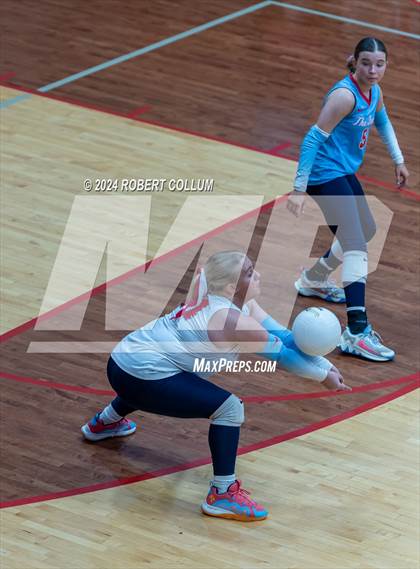 Thumbnail 1 in Pine Grove vs. West Union photogallery.