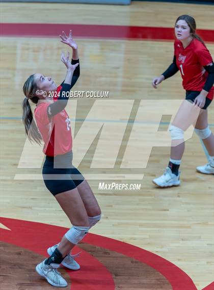 Thumbnail 2 in Pine Grove vs. West Union photogallery.