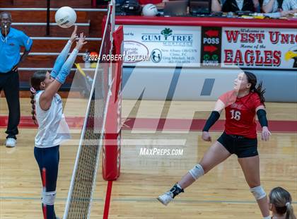 Thumbnail 2 in Pine Grove vs. West Union photogallery.