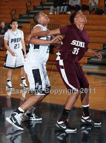 Thumbnail 2 in Flintridge Prep vs. Simi Valley (Falcon Classic) photogallery.