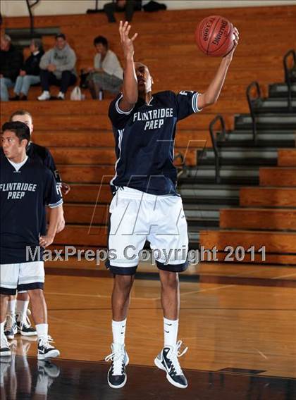 Thumbnail 1 in Flintridge Prep vs. Simi Valley (Falcon Classic) photogallery.