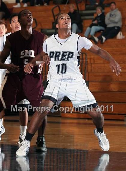 Thumbnail 1 in Flintridge Prep vs. Simi Valley (Falcon Classic) photogallery.