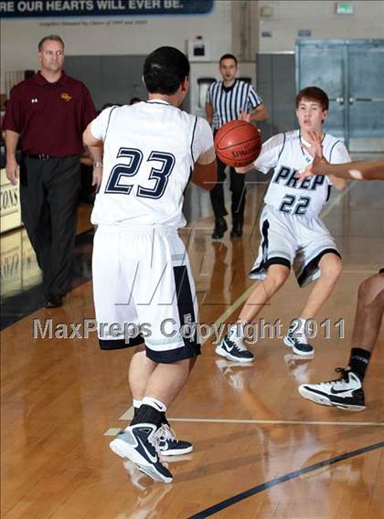 Thumbnail 1 in Flintridge Prep vs. Simi Valley (Falcon Classic) photogallery.