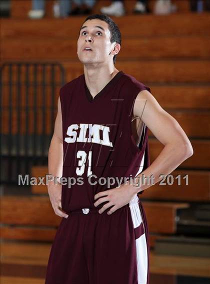 Thumbnail 2 in Flintridge Prep vs. Simi Valley (Falcon Classic) photogallery.